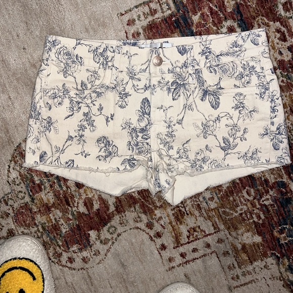 WILDFOX LARA TOILE FLORAL DENIM SIZE 26 - Picture 3 of 6